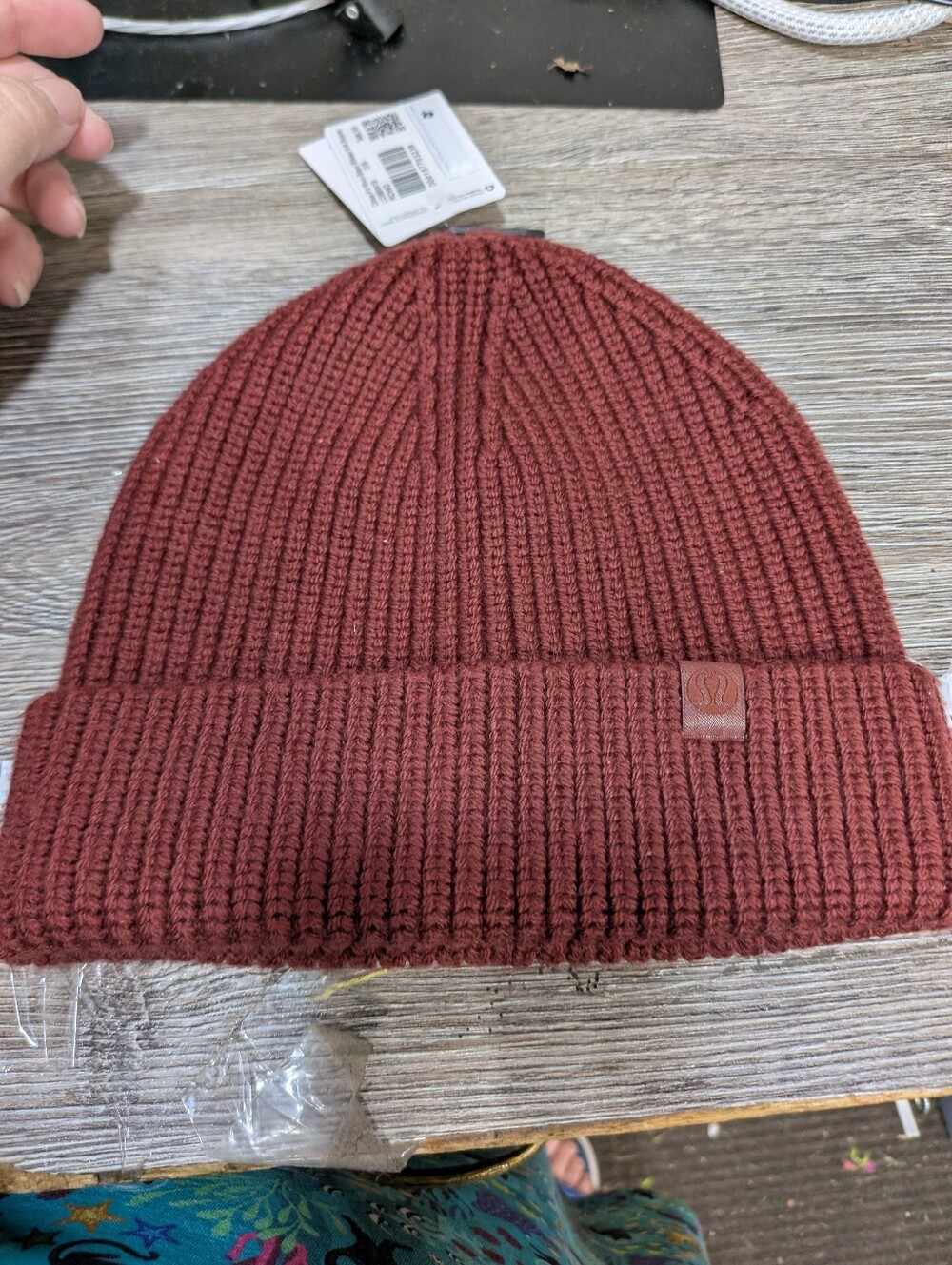 Lululemon NWT Close Fit Wool  Blend  Knit Ribbed Beanie One Size